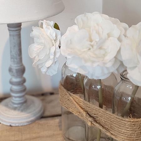 Gite De Charme Beaujoyeulx Molineuf Exterior foto